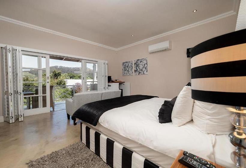 بنسيون Plumwood Boutique Hotel By The Living Journey Collection