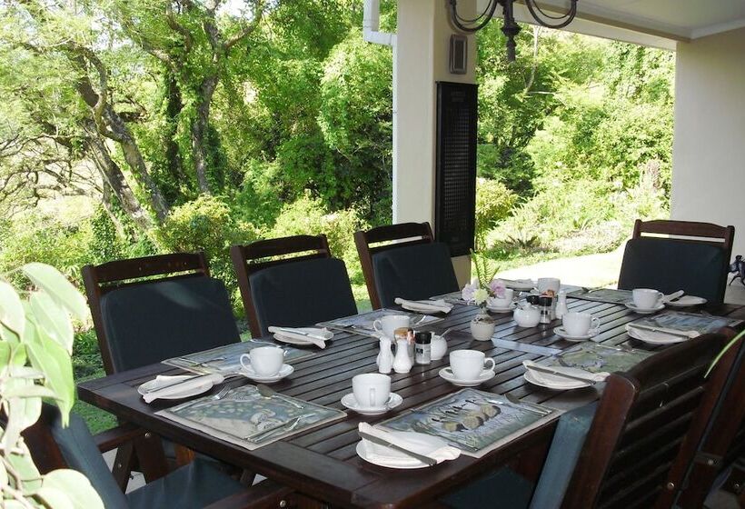 ペンション Porcupine Ridge Guest House