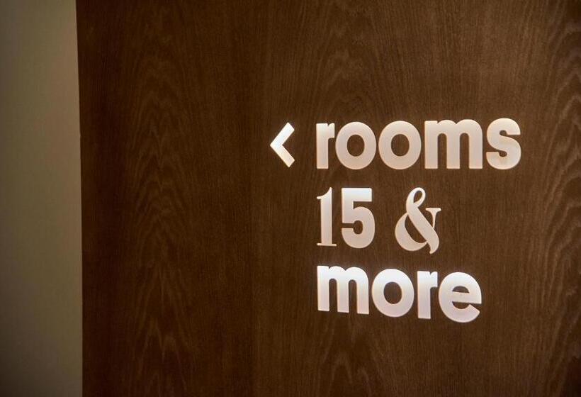 پانسیون The Moods Catedral Hostal Boutique