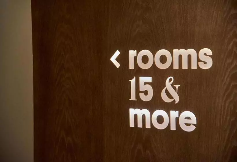 پانسیون The Moods Catedral Hostal Boutique