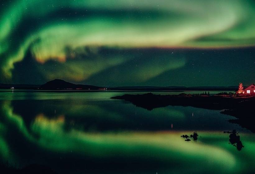 پانسیون Vogafjós Farm Resort