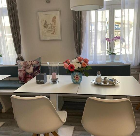 Pension Adler Untertürkheim