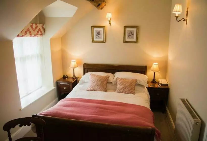 Retkeilymaja The Lion