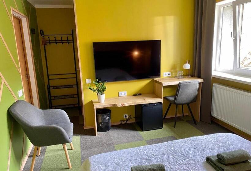 هاستل Veeriku Villa