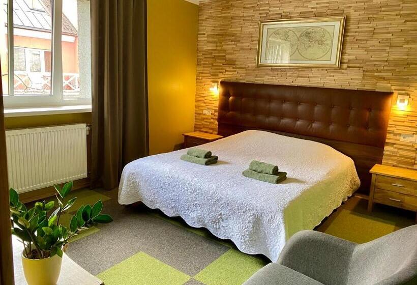 هاستل Veeriku Villa