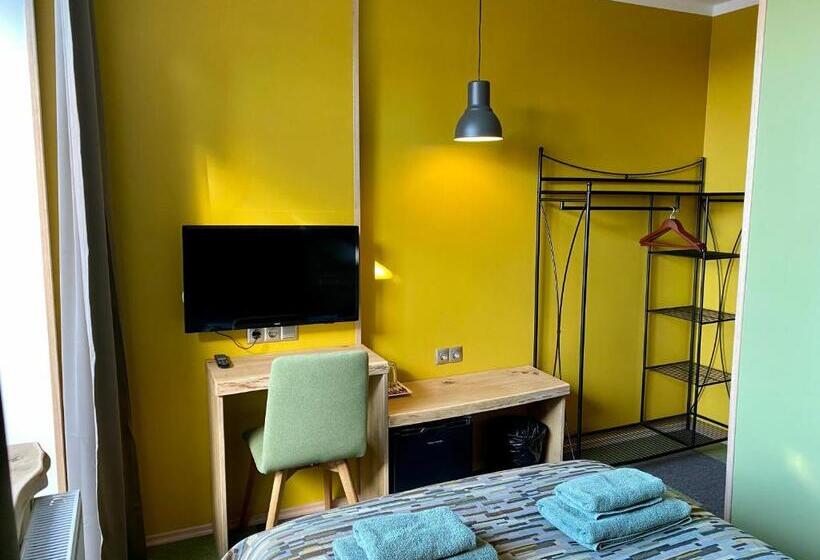 هاستل Veeriku Villa