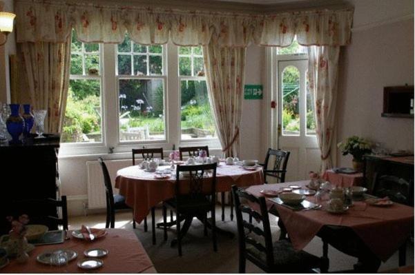 مبيت وإفطار Beachy Rise