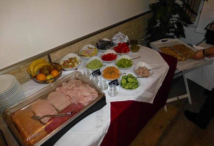 Restaurant   Café   Pension Hassler