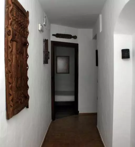 پانسیون Hostal Extramuros