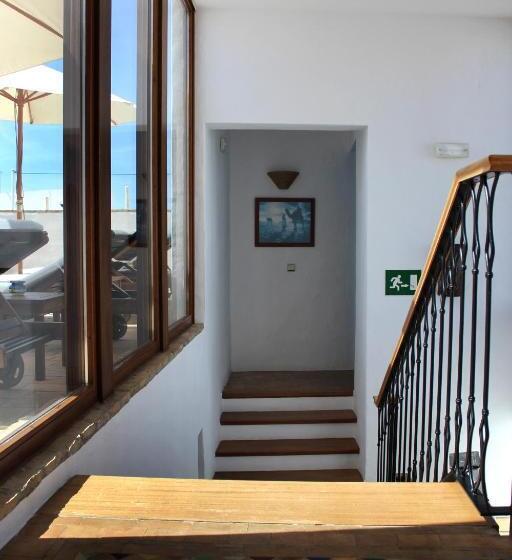 پانسیون Hostal Extramuros