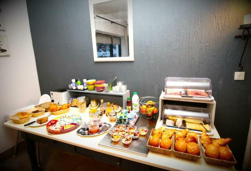 פנסיון Les Alisiers