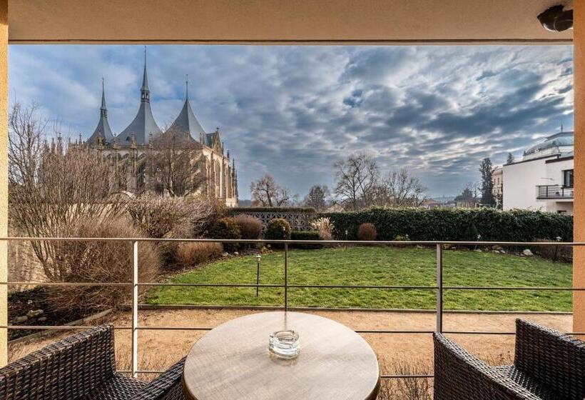 פנסיון Penzion A Restaurant Barbora