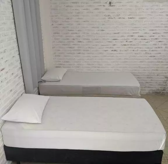 ペンション Pousada La Goduria