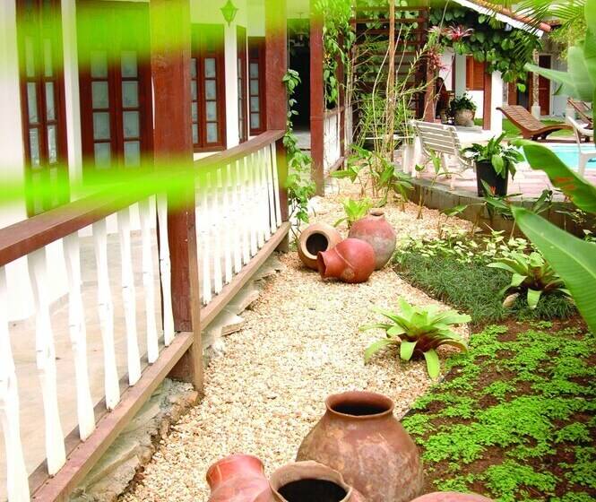 پانسیون Pousada Náutilus