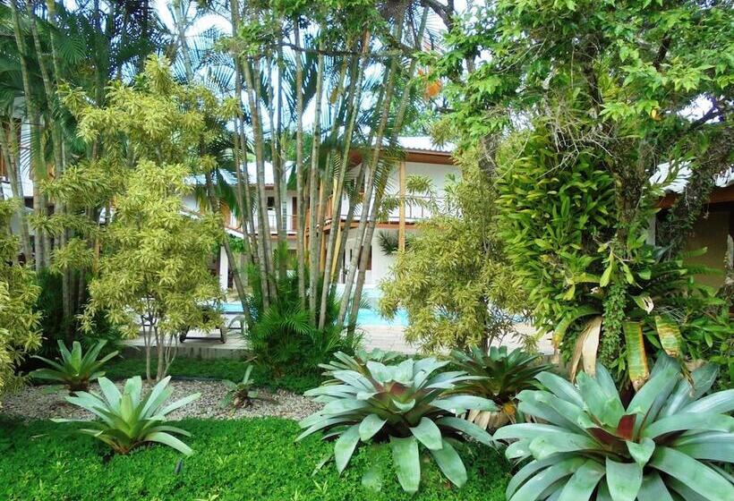 پانسیون Pousada Náutilus