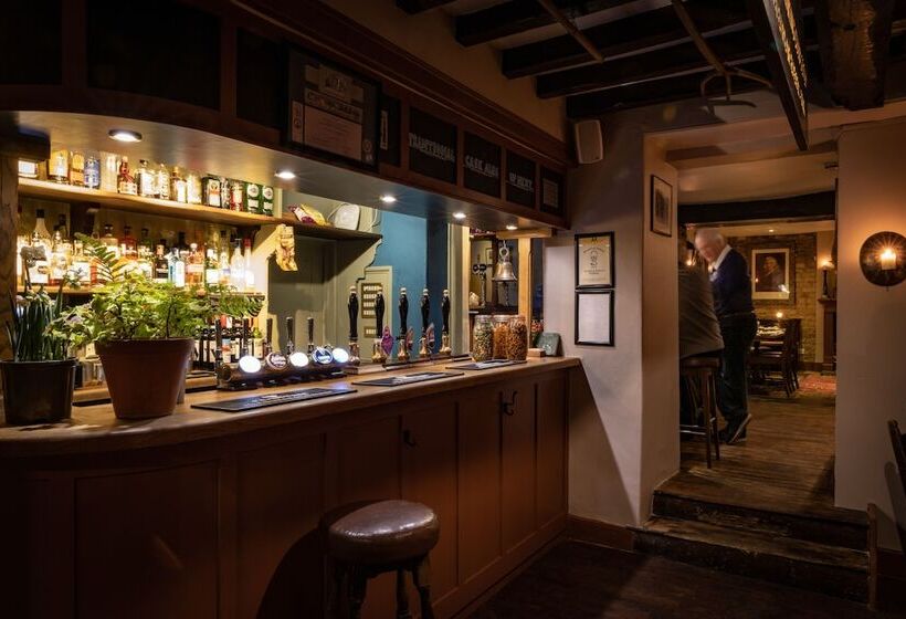 Пансион The Bull And Swan