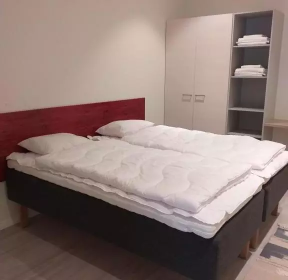 Rukariutta Apartments