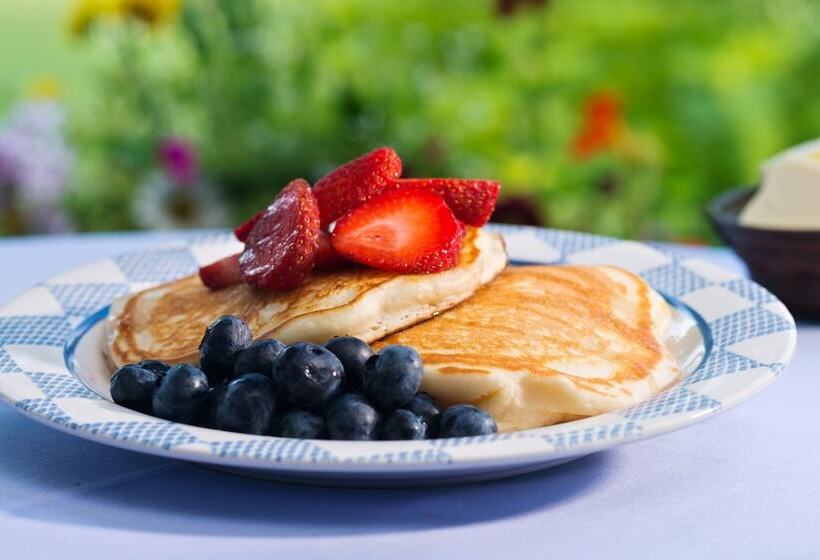 Bed and Breakfast A Little Inn On Pleasant Bay