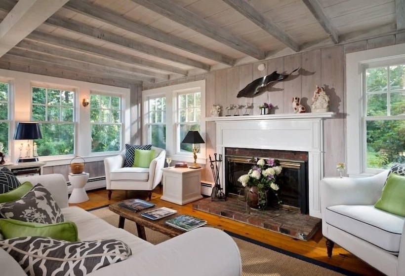 Bed and Breakfast A Little Inn On Pleasant Bay