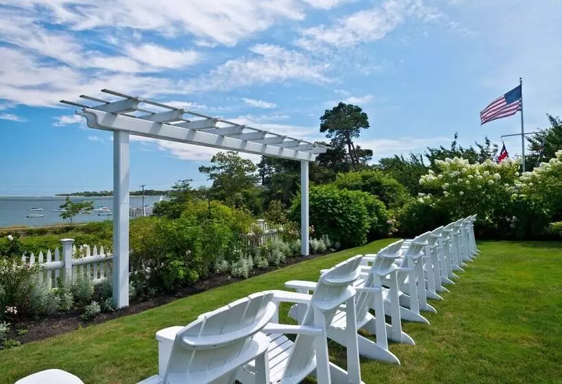 Aamiaismajoitus (B&B) A Little Inn On Pleasant Bay