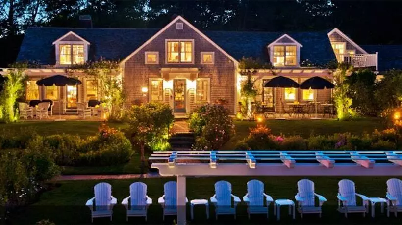 Aamiaismajoitus (B&B) A Little Inn On Pleasant Bay