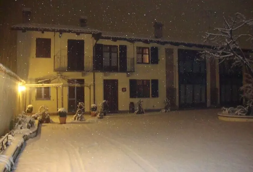 Aamiaismajoitus (B&B) Al Calar Della Sera