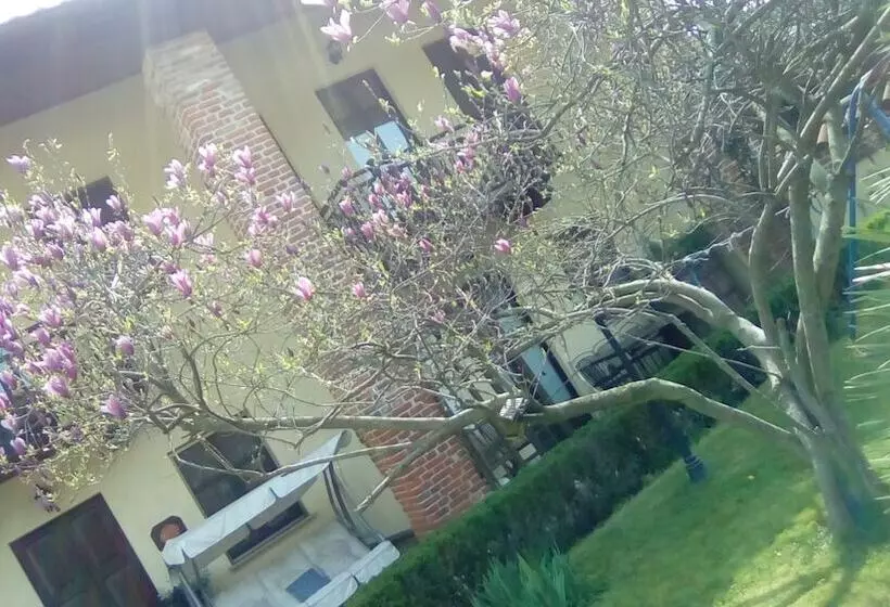 Aamiaismajoitus (B&B) Al Calar Della Sera