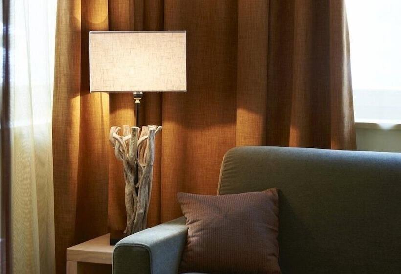 Color Home Suite Apartments