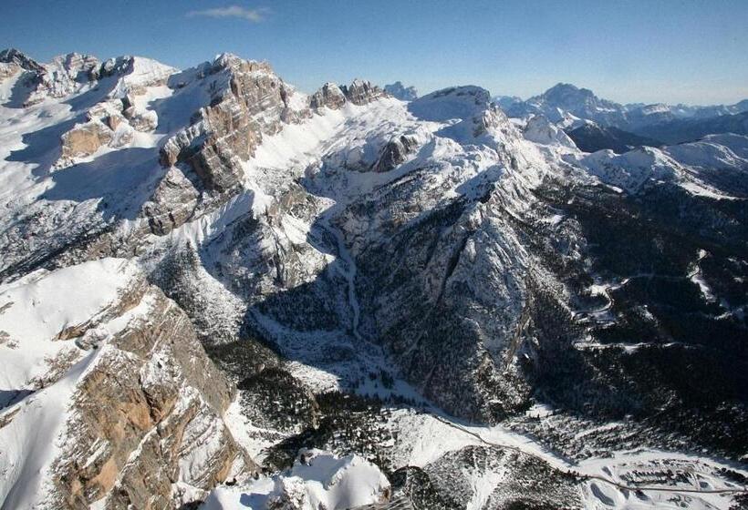 Dolomites Apartments Ciasa Vally