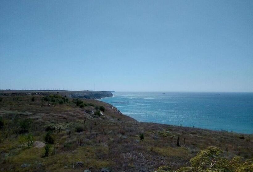July Morning Seaside Resort
