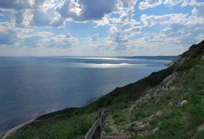 July Morning Seaside Resort