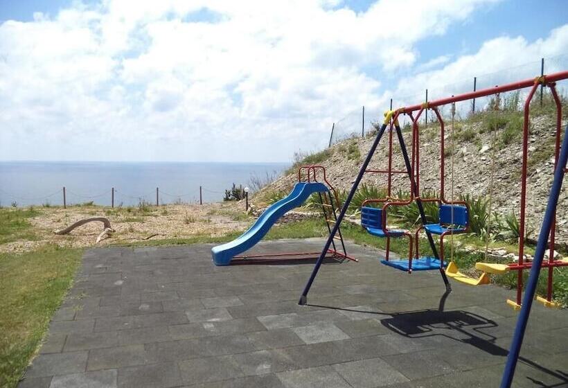 July Morning Seaside Resort