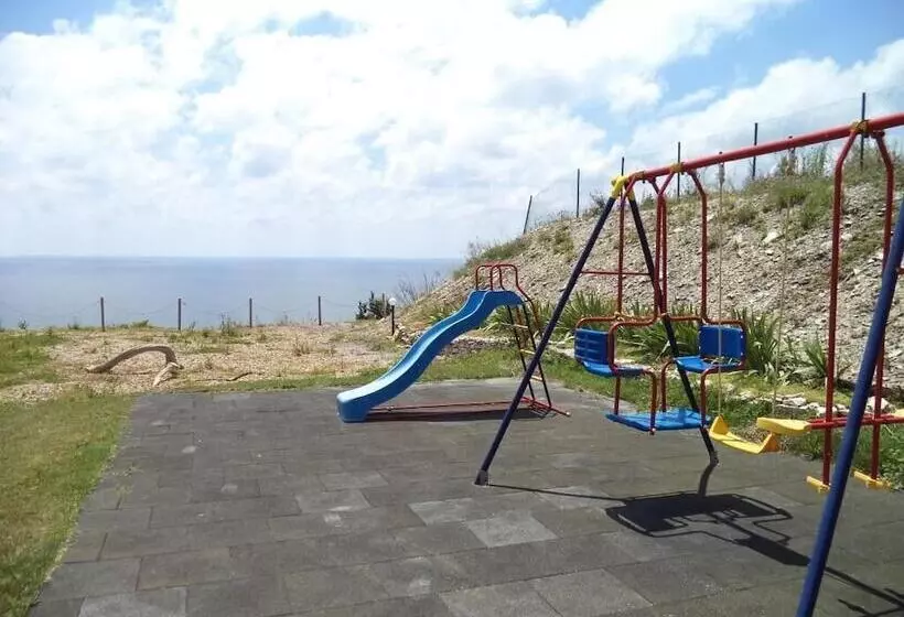 July Morning Seaside Resort