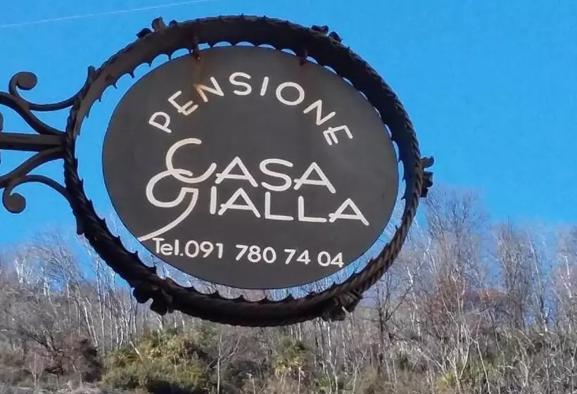 ペンション Casa Gialla B&b