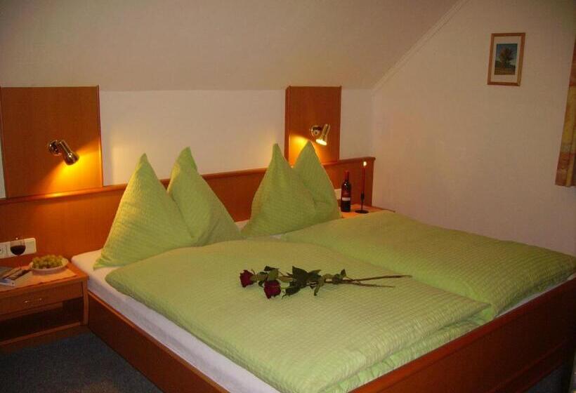 بنسيون Gästehaus Eßl