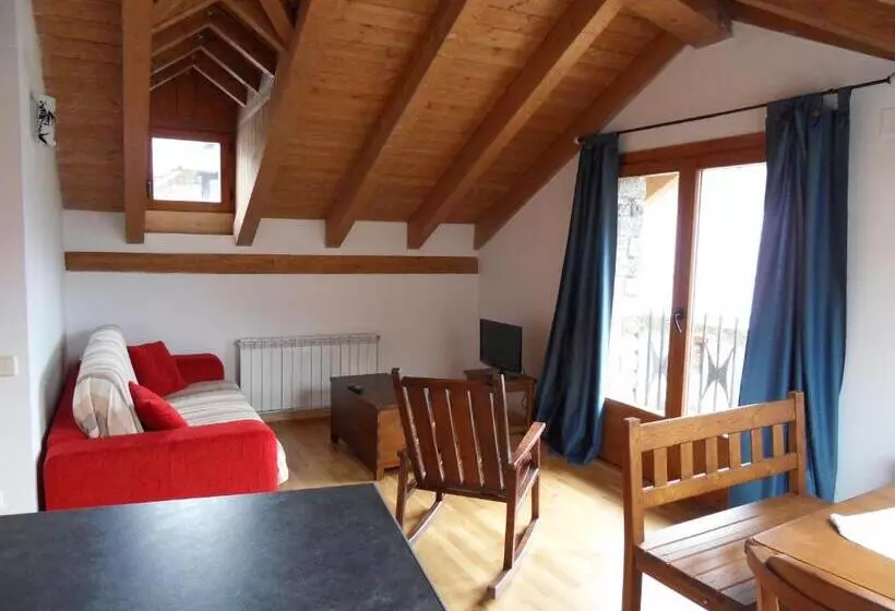 Majatalo Pensió I Apartaments La Bordeta