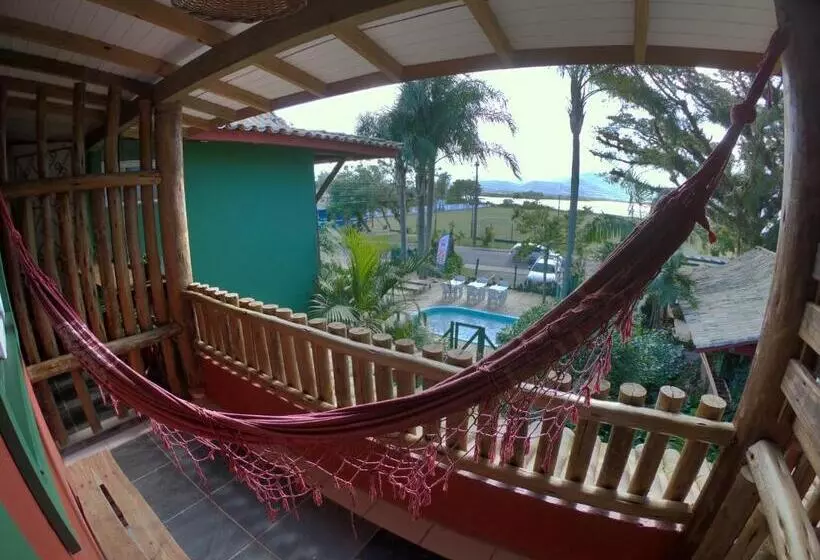 ペンション Pousada Canoa Azul Na Praia Da Ferrugem