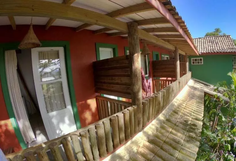 ペンション Pousada Canoa Azul Na Praia Da Ferrugem