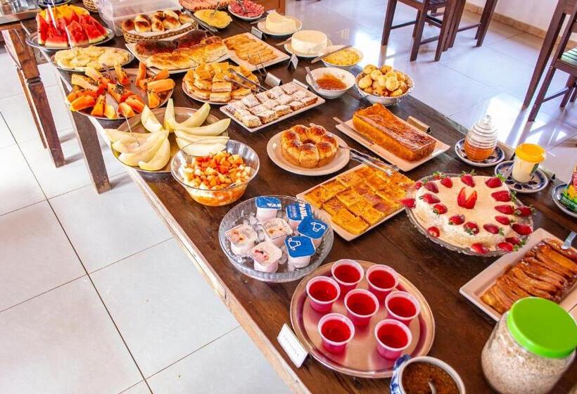 پانسیون Pousada Chafariz Das 4 Estações