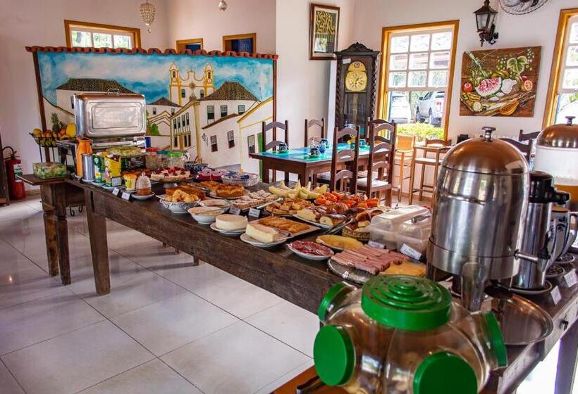 پانسیون Pousada Chafariz Das 4 Estações