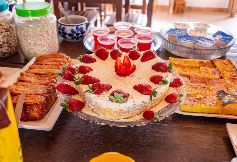 پانسیون Pousada Chafariz Das 4 Estações