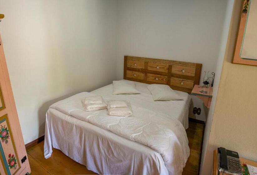 پانسیون Pousada Chafariz Das 4 Estações