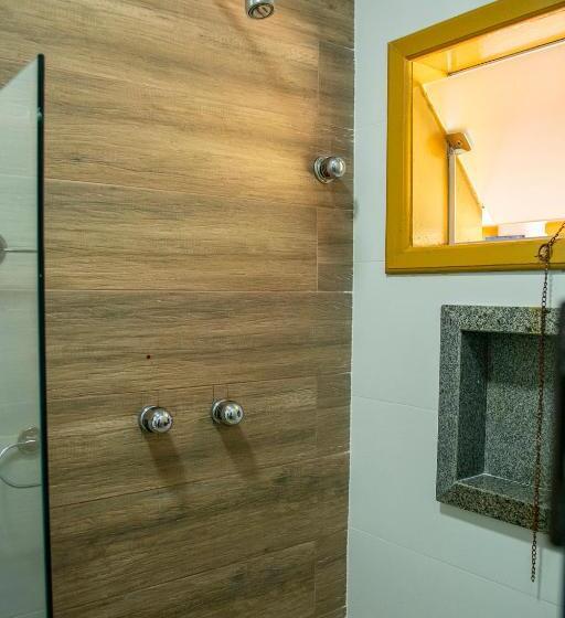 پانسیون Pousada Chafariz Das 4 Estações