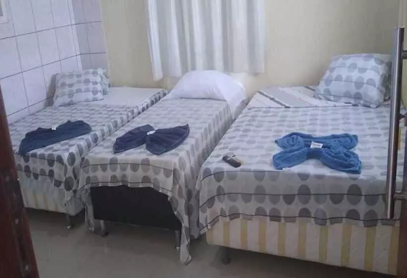 پانسیون Pousada Dos Leões