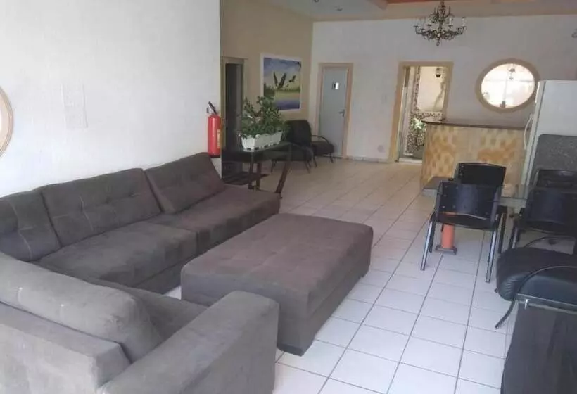 پانسیون Pousada Dos Leões