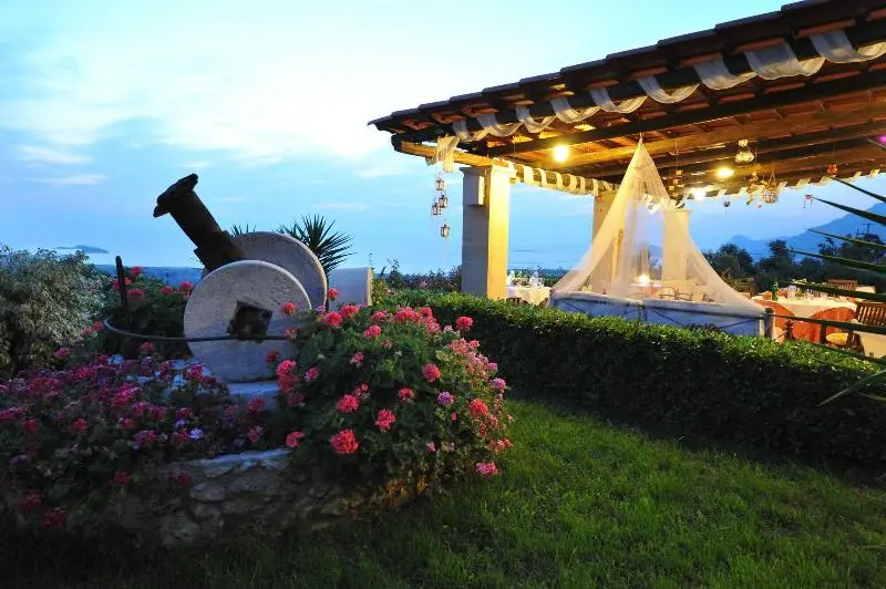 Kavousi Resort