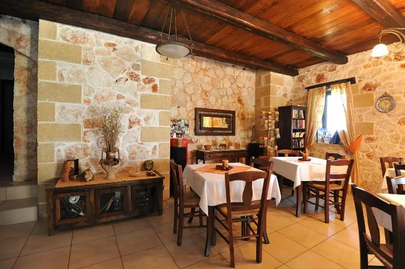 Kavousi Resort
