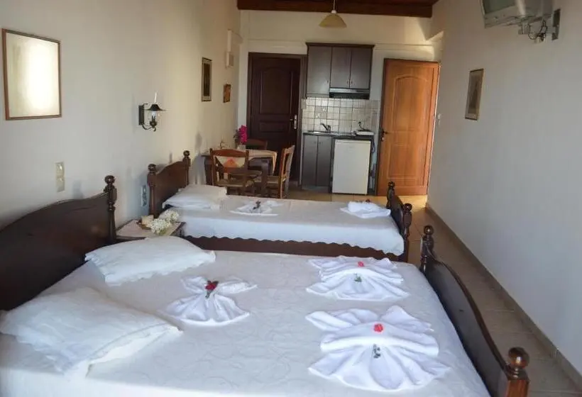 Kavousi Resort