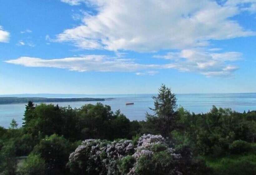 旅馆 Auberge Cap Aux Corbeaux