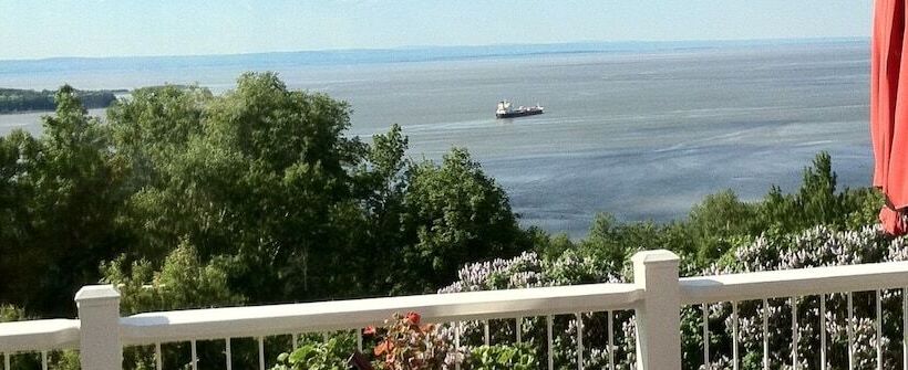 旅馆 Auberge Cap Aux Corbeaux